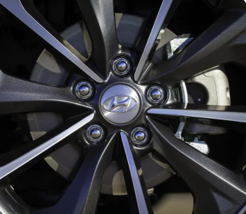 Лучшие автомобили марки Hyundai: обзор популярных моделей