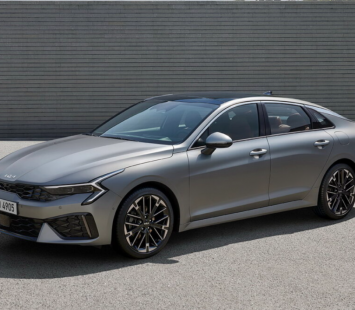 Kia K5 2023: эволюция стиля и технологий