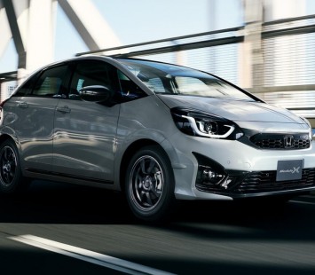 Обзор Honda FIT 4 поколения
