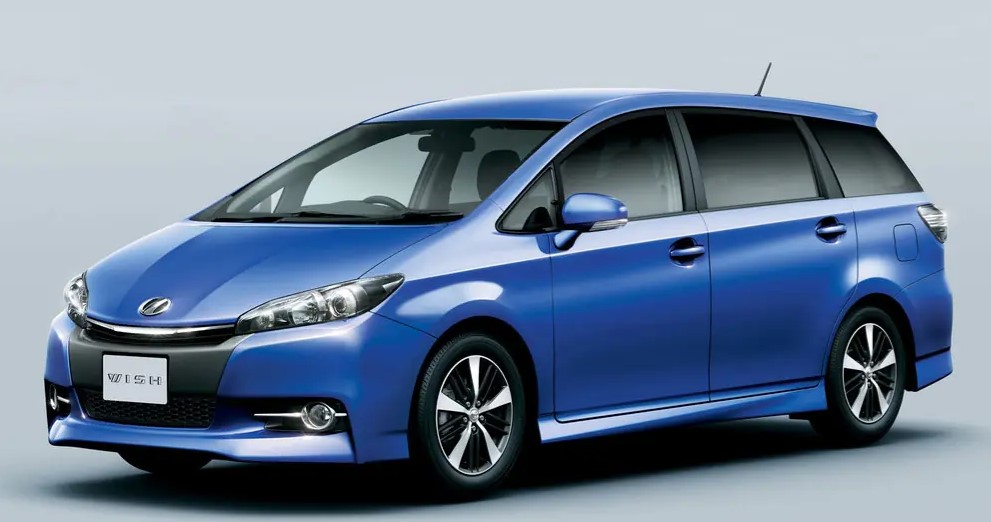 Фото TOYOTA WISH