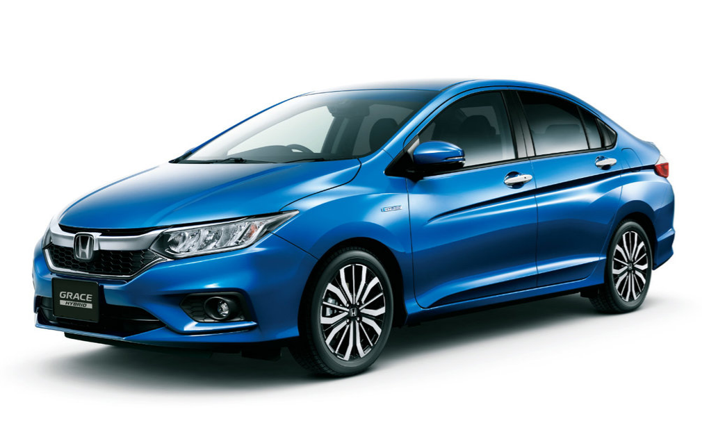 Honda Grace рестайлинг 2017