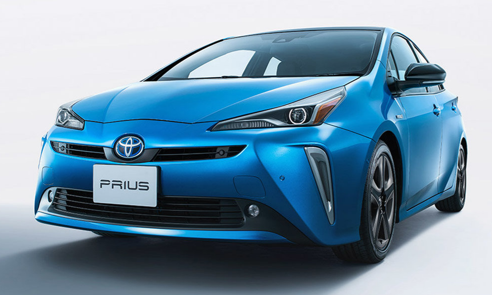 Toyota Prius рестайлинг 2018