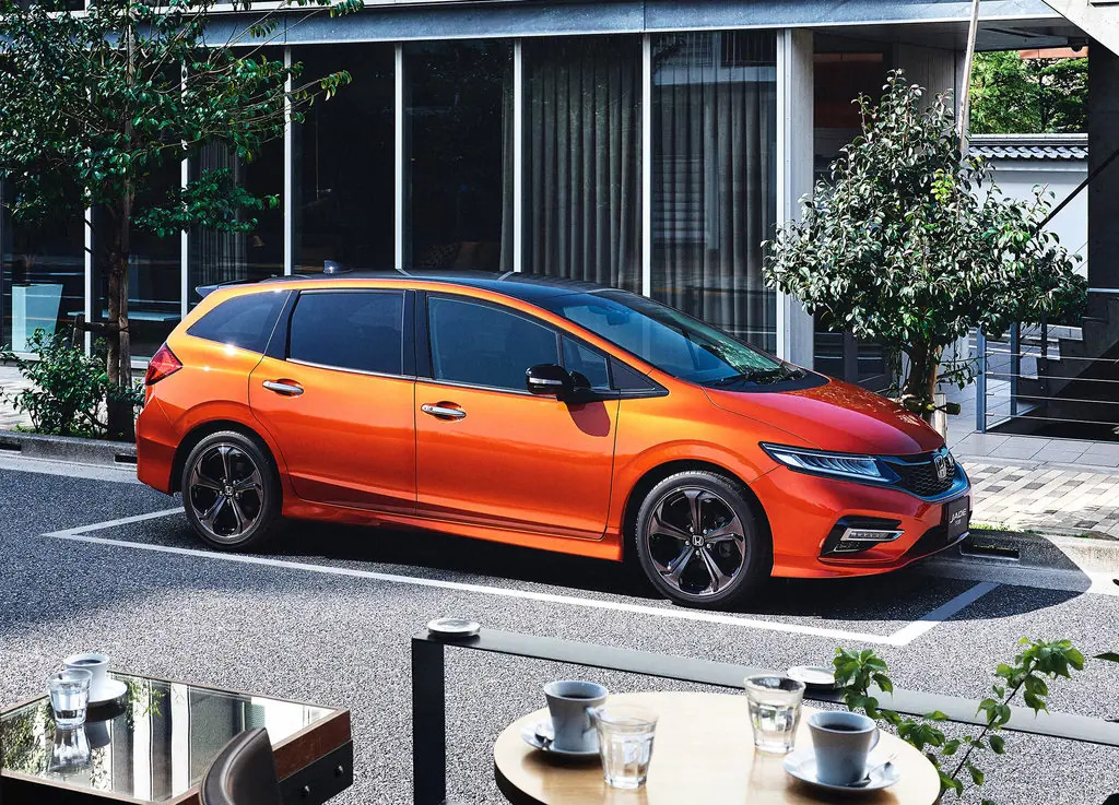 Honda Jade Hybrid